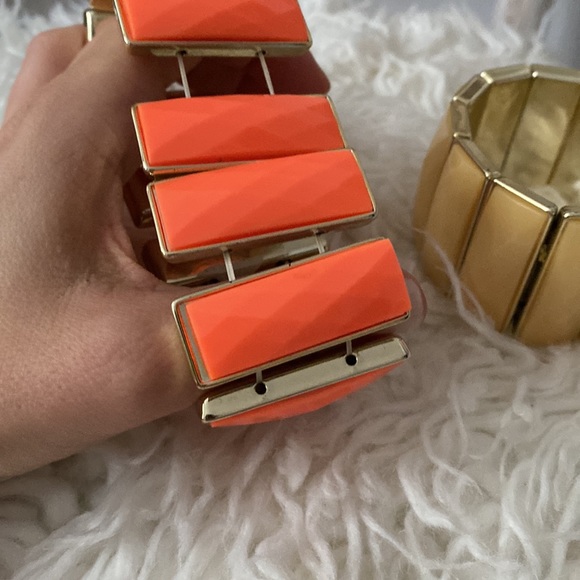 2 bracelets - Picture 4 of 5